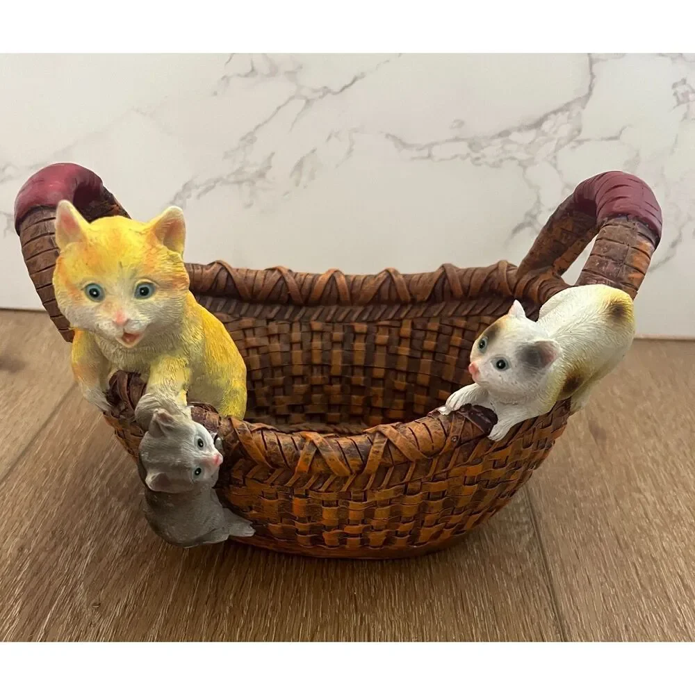 Cat‎ Figurines Flower Basket Resin Kittens Planter Storage Wicker Style